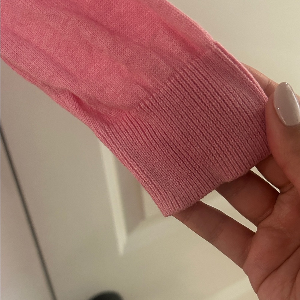 Old Navy Women's Pink Cardigan - Picture 4 of 5